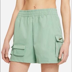 Nike Sportswear Swoosh Cargo Shorts